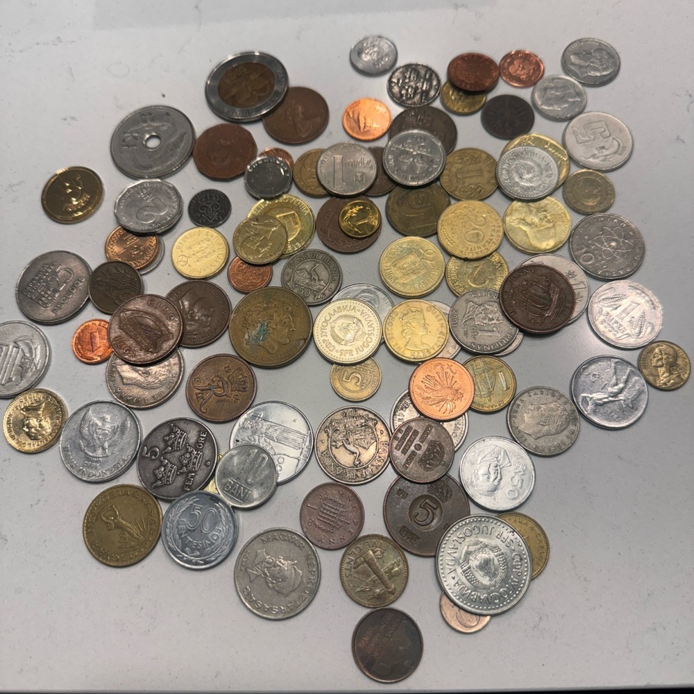 Huge lot World Coins Collection over 100 coins 1 pound